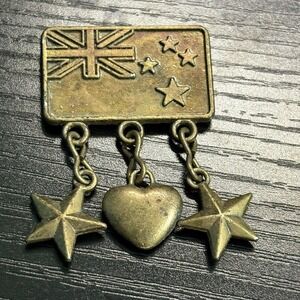 Vintage Australia Flag Pin Brooch Dangling Stars & Heart Brass Tone